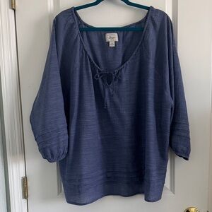 Bass Denim colored lightweight Peasant Blouse with 3/4 Sleeves